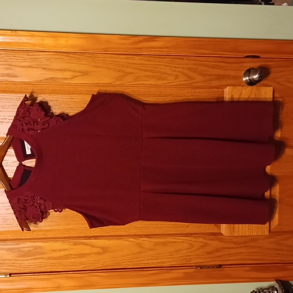 Juniors Speechless Burgundy Dress w/Crocheted Capped Sleeves Size XXL - Picture 16 of 16